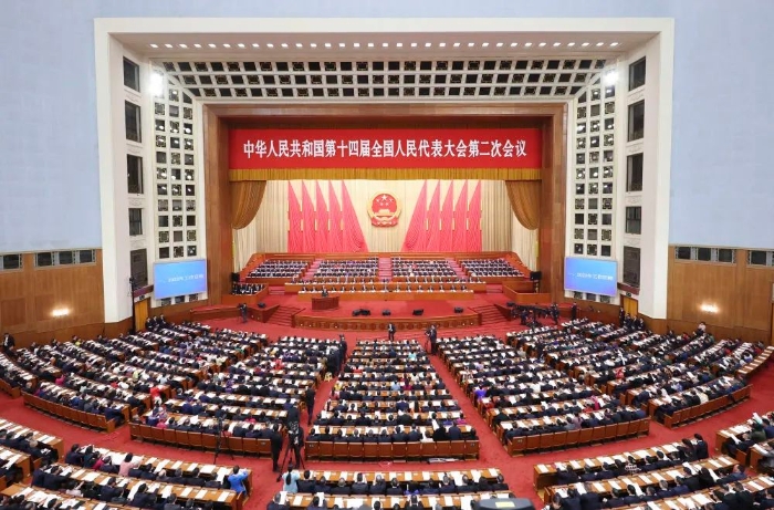 政府工作报告极简版来了！只有700字